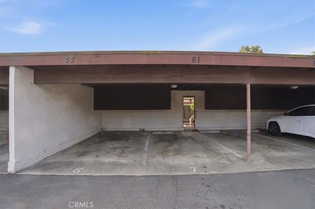 2011 W Katella, Anaheim, CA 92804
