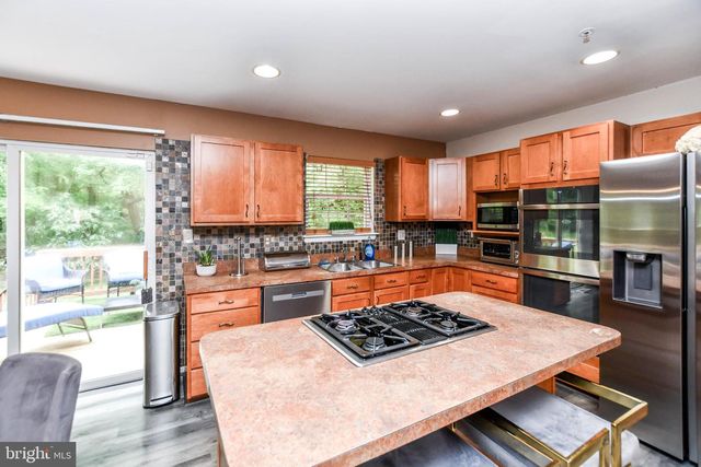 1112 RYON WAY, District Heights, MD 20747