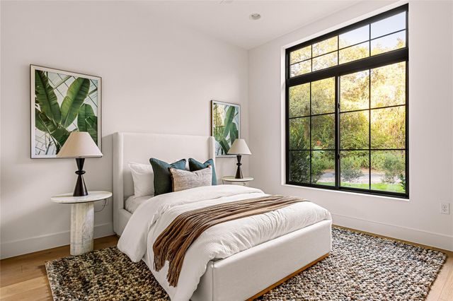 4500 Bunny RUN, Austin, TX 78746