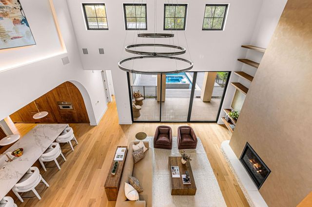 4500 Bunny RUN, Austin, TX 78746