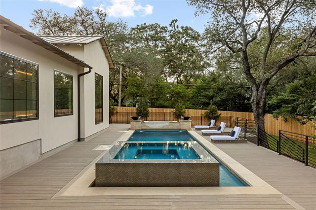 4500 Bunny RUN, Austin, TX 78746