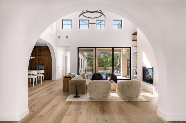 4500 Bunny RUN, Austin, TX 78746