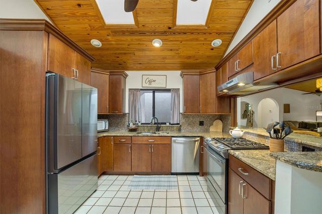 503 CLUBHOUSE DRIVE, Lake Wales, FL 33898