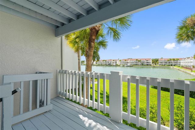12140 CAPRI CIRCLE S, Treasure Island, FL 33706