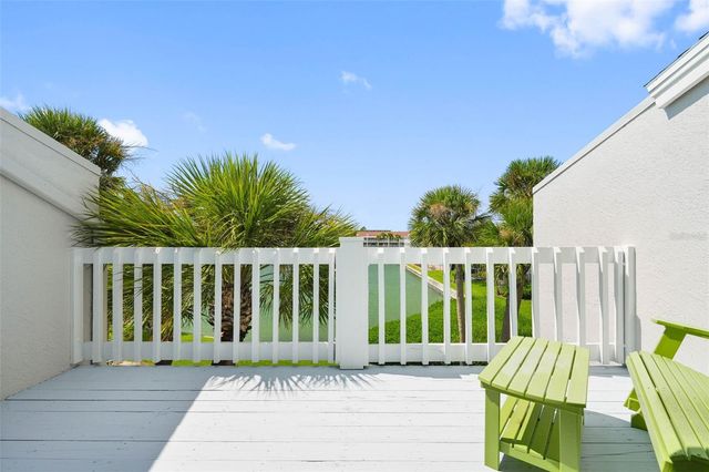 12140 CAPRI CIRCLE S, Treasure Island, FL 33706
