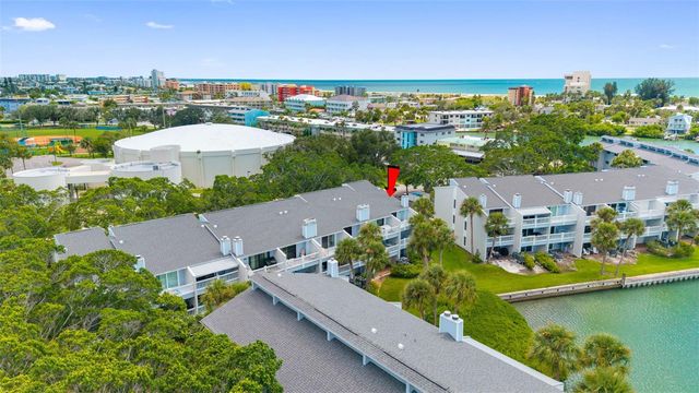 12140 CAPRI CIRCLE S, Treasure Island, FL 33706