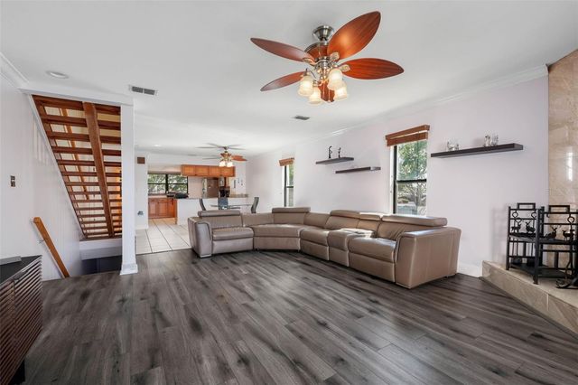 12140 CAPRI CIRCLE S, Treasure Island, FL 33706