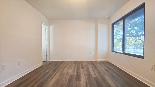 2300 SW 43RD STREET L1, Gainesville, FL 32607