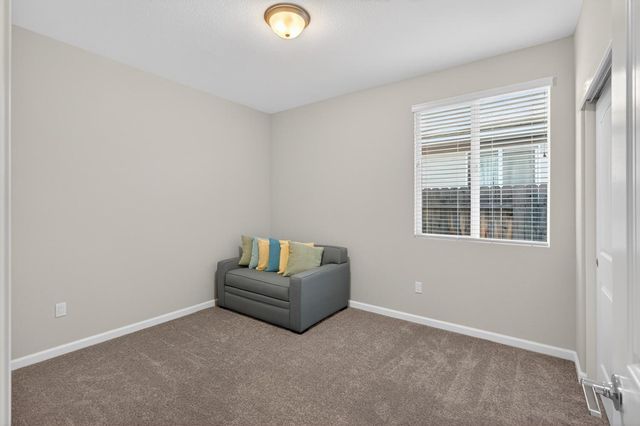 1720 Bedrock Ct, Plumas Lake, CA 95961