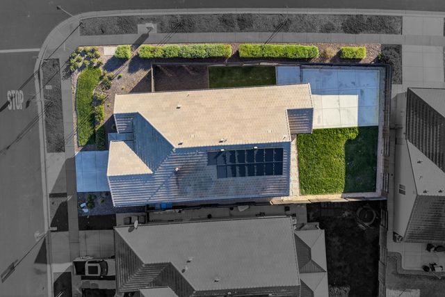 1720 Bedrock Ct, Plumas Lake, CA 95961