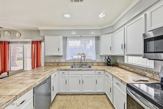 1021 E ROSEBUD Drive, San Tan Valley, AZ 85143
