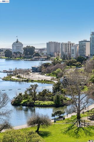 492 Staten Ave 1002, Oakland, CA 94610