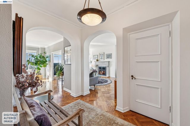 492 Staten Ave 1002, Oakland, CA 94610