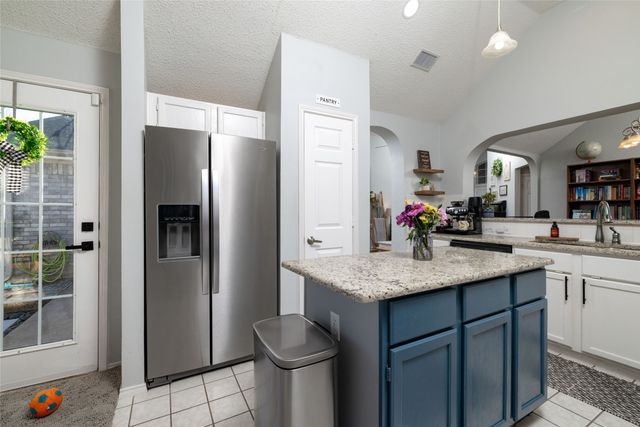 4809 Rincon Way, Fort Worth, TX 76137