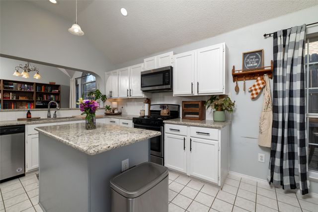 4809 Rincon Way, Fort Worth, TX 76137