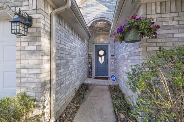 4809 Rincon Way, Fort Worth, TX 76137