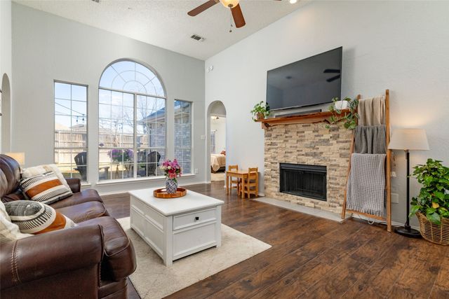 4809 Rincon Way, Fort Worth, TX 76137