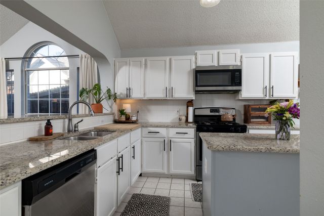 4809 Rincon Way, Fort Worth, TX 76137