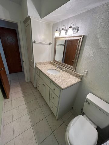 110 Circle Drive, Point, TX 75472