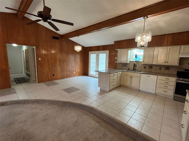 110 Circle Drive, Point, TX 75472
