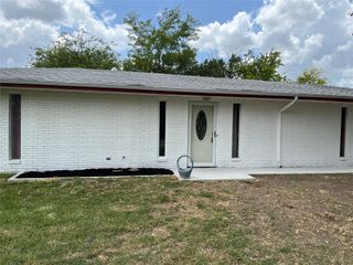 110 Circle Drive, Point, TX 75472