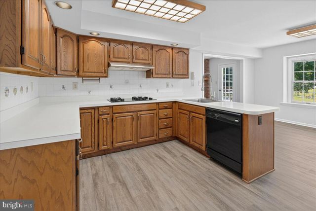 17 HUNTINGTON DR, Princeton Junction, NJ 08550