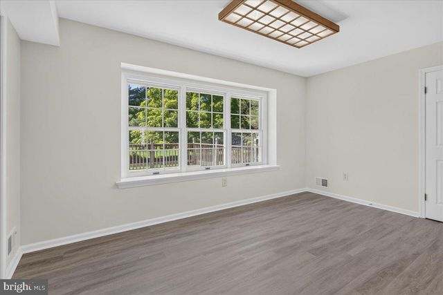 17 HUNTINGTON DR, Princeton Junction, NJ 08550