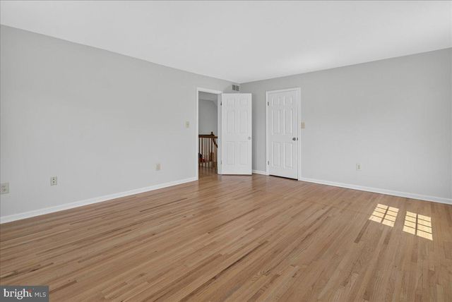 17 HUNTINGTON DR, Princeton Junction, NJ 08550