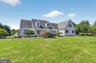 17 HUNTINGTON DR, Princeton Junction, NJ 08550