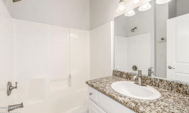 711 S PAUSTIAN Circle, Apache Junction, AZ 85120