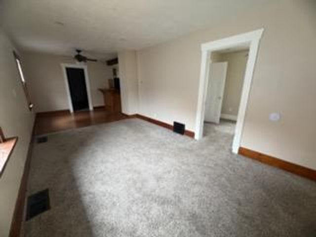 2729 4TH Avenue, Council Bluffs, IA 51501