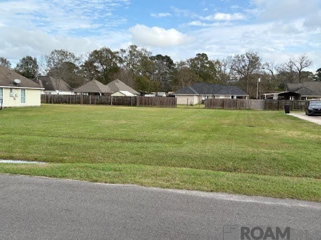 1122 S Hempshire Ave, Gonzales, LA 70737