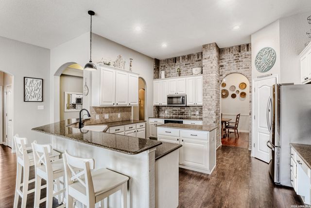 8330 Magdalena Run, Helotes, TX 78023