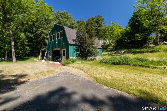 901 River Road, Groton, CT 06355