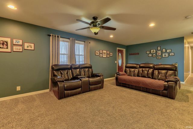 11316 Bayview Court, Evansville, IN 47712
