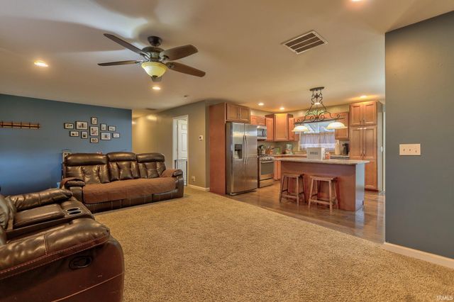 11316 Bayview Court, Evansville, IN 47712