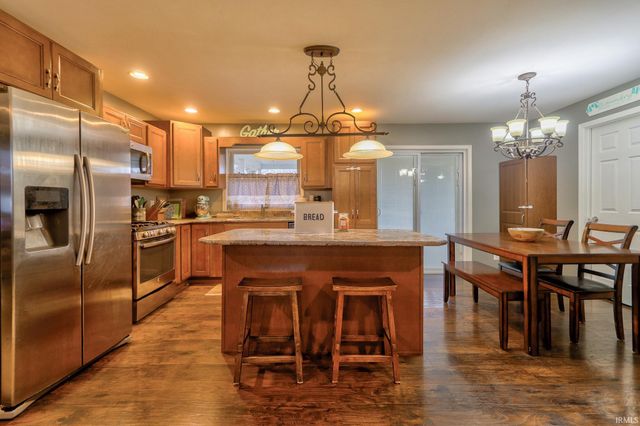 11316 Bayview Court, Evansville, IN 47712