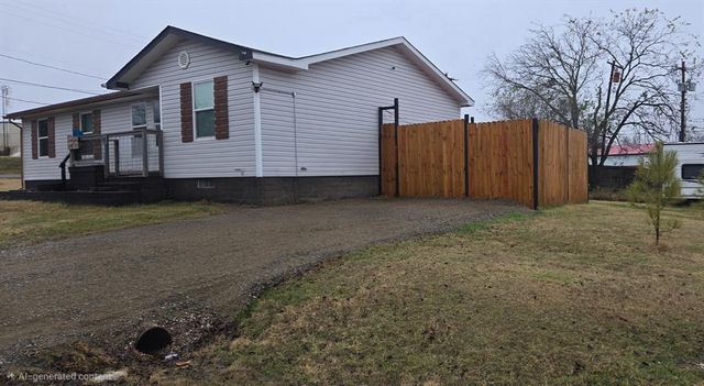 801 W 16th Street, Sulphur, OK 73086