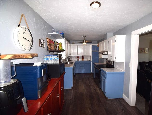 801 W 16th Street, Sulphur, OK 73086