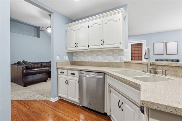 9101 NE 110th Street, Kansas City, MO 64157