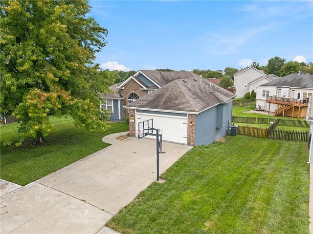 9101 NE 110th Street, Kansas City, MO 64157