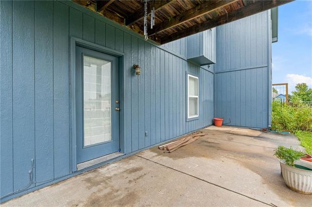 9101 NE 110th Street, Kansas City, MO 64157