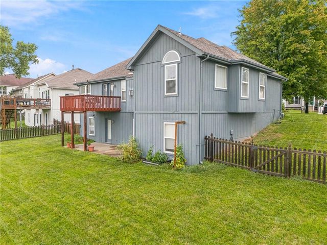 9101 NE 110th Street, Kansas City, MO 64157