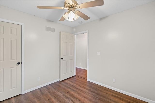 423 N Armstrong Street, Pleasant Hill, MO 64080