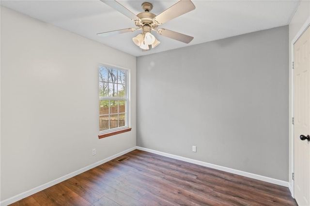 423 N Armstrong Street, Pleasant Hill, MO 64080