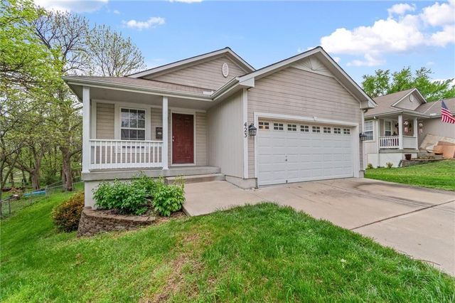 423 N Armstrong Street, Pleasant Hill, MO 64080