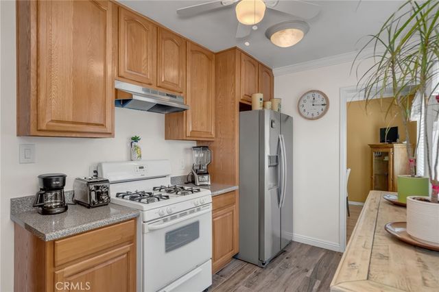 9504 Van Ruiten, Bellflower, CA 90706