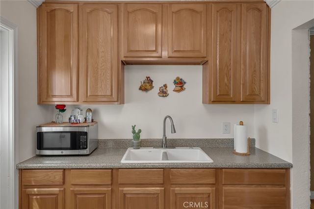 9504 Van Ruiten, Bellflower, CA 90706