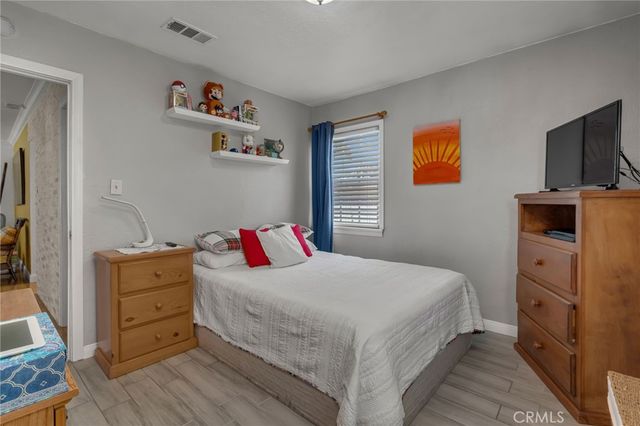 9504 Van Ruiten, Bellflower, CA 90706
