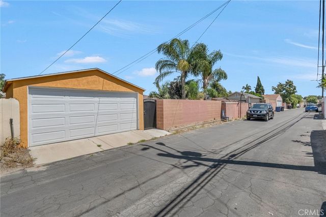 9504 Van Ruiten, Bellflower, CA 90706
